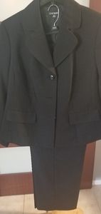 NWT. LeSuit Pantsuit